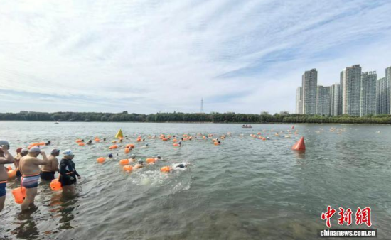 ���(d��ng)���c����ˮ��������ʯ���� �z