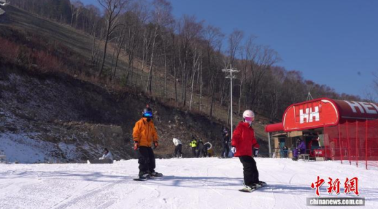 ��ѩ�ۺ����w򞡰�׻�������ʯ���� �z