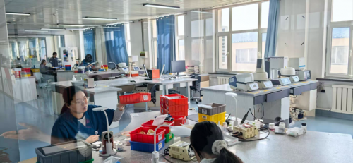 吉林省鼎元牙科科技內(nèi)部環(huán)境 吉林省鼎元牙科科技內(nèi)部環(huán)境